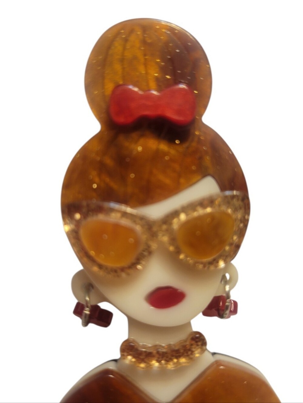 Fashionista Brooch - Picture 3 of 6